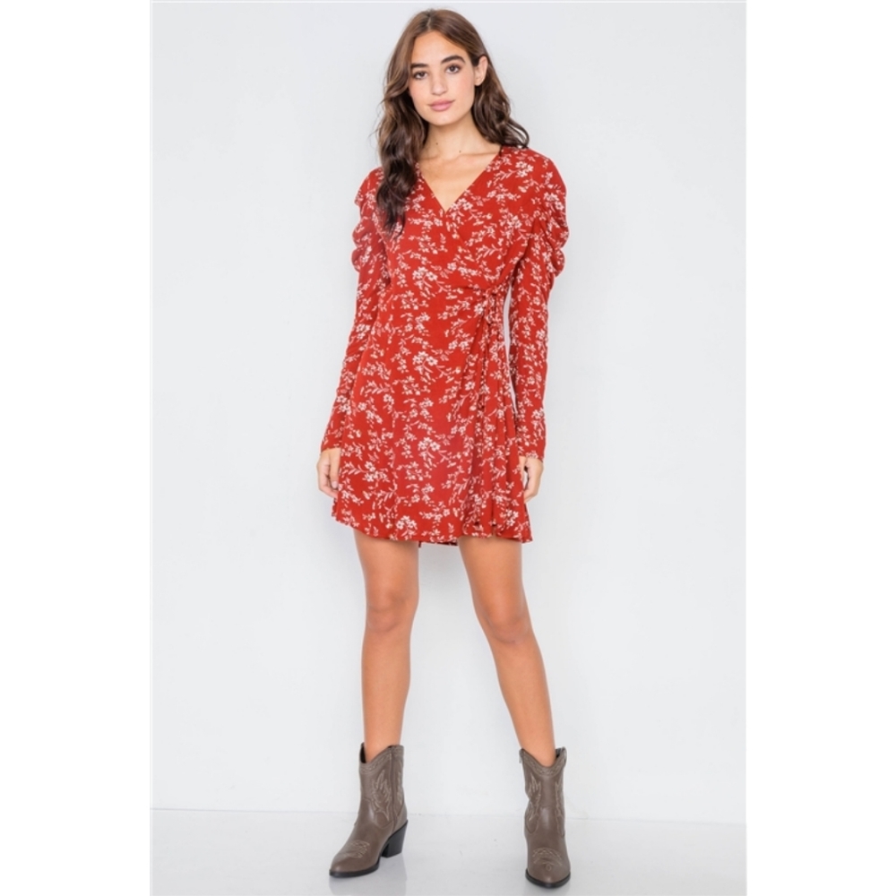 On sale. Red floral wrap dress - Picture 4 of 4